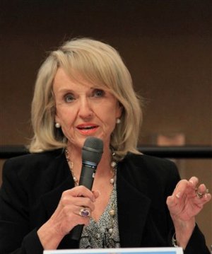 Experts say Brewer can’t seek third term