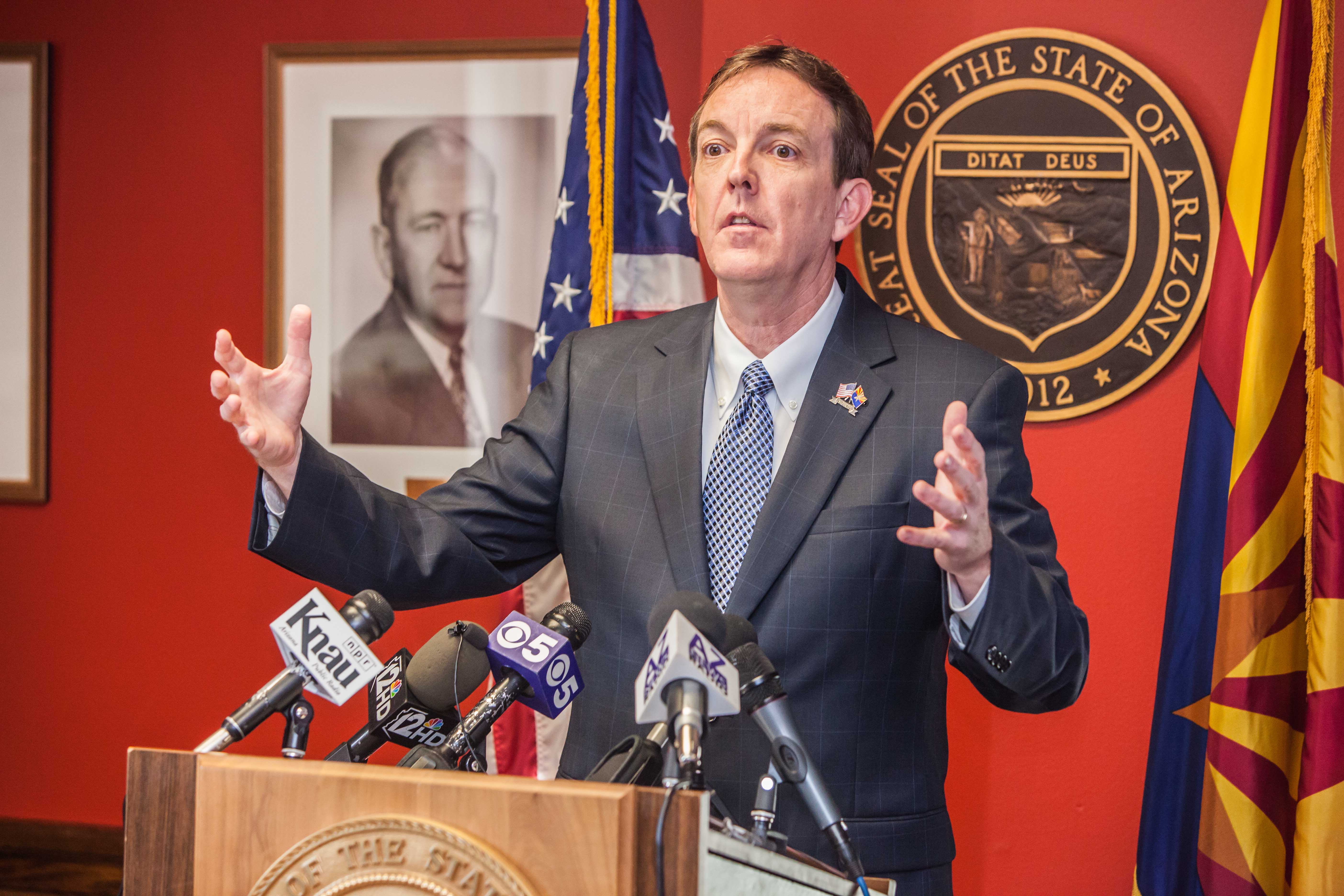 Arizona Secretary of State Ken Bennett responds to criticism over the way the state has handled election protocols this year at a Nov. 20 press conference. (Photo by Ryan Cook/RJ Cook Photography)