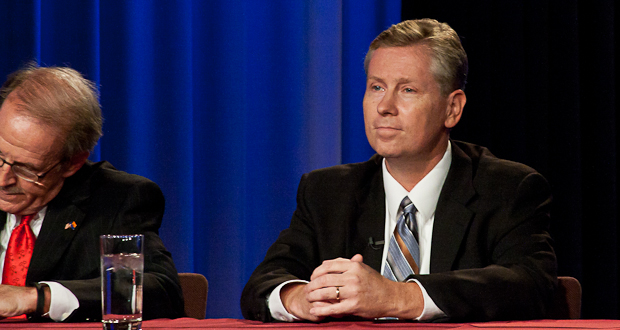 Former Maricopa County Attorney Andrew Thomas awaits a July 21 Republican gubernatorial debate. (Photo by Evan Wyloge/Arizona Capitol Times)