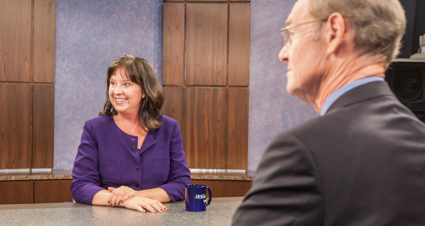 Sen. Michele Reagan and Terry Goddard prepare for an Oct. 7 debate. (Photo by Evan Wyloge/Arizona Capitol Times)