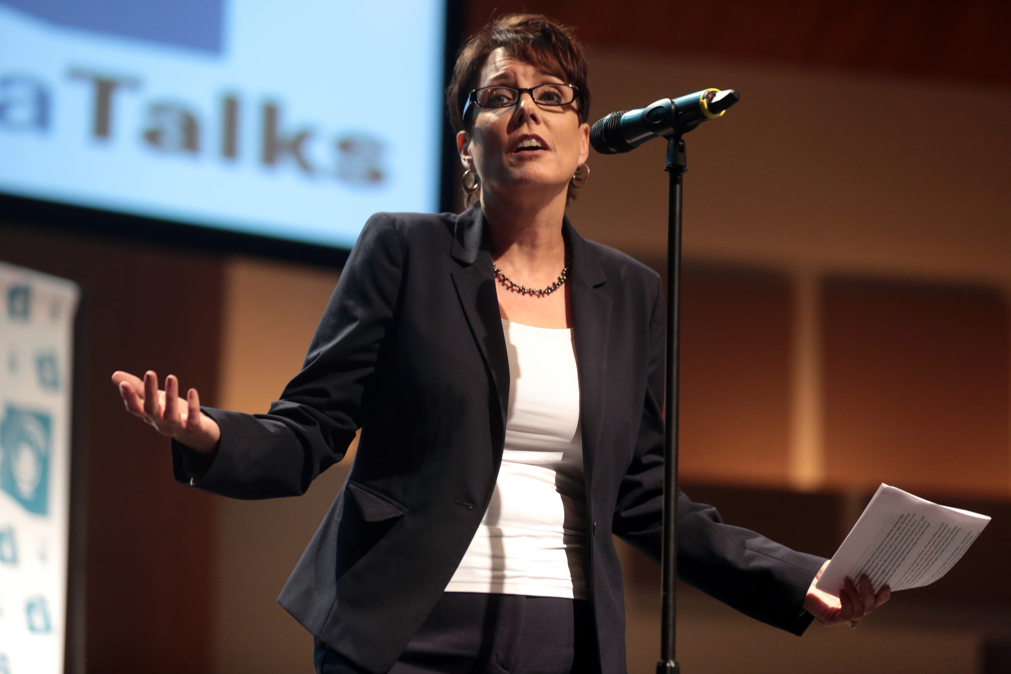 In this Aug. 4, 2017, photo, Kathy Knecht speaks on the future of public education at an event at the First Baptist Church of Scottsdale. (Photo by Gage Skidmore/Flickr)