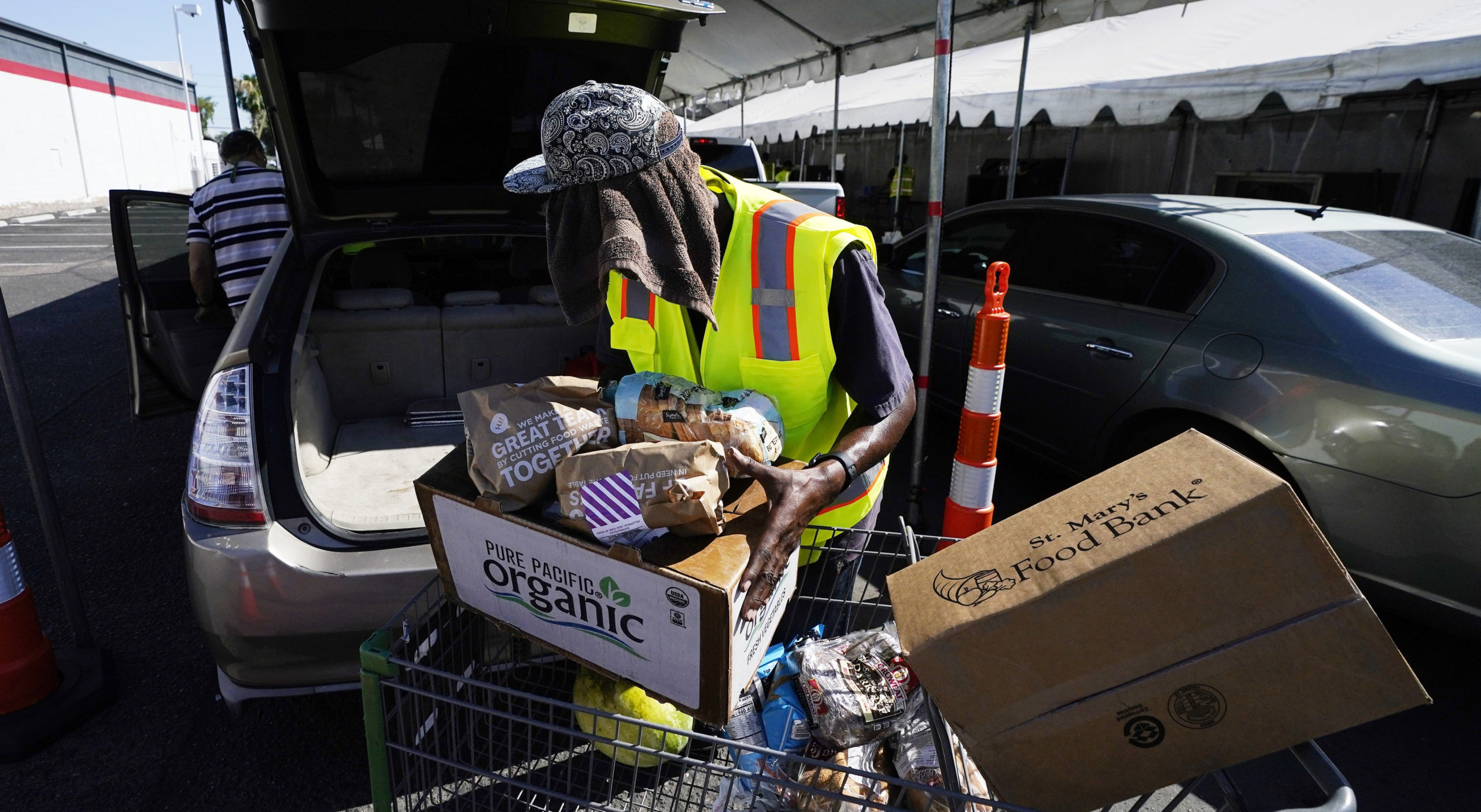 Long lines are back in Arizona, other food banks around nation
