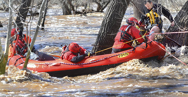 floodwaters, rescue, Camp Verde, Gila County Sheriff's officials