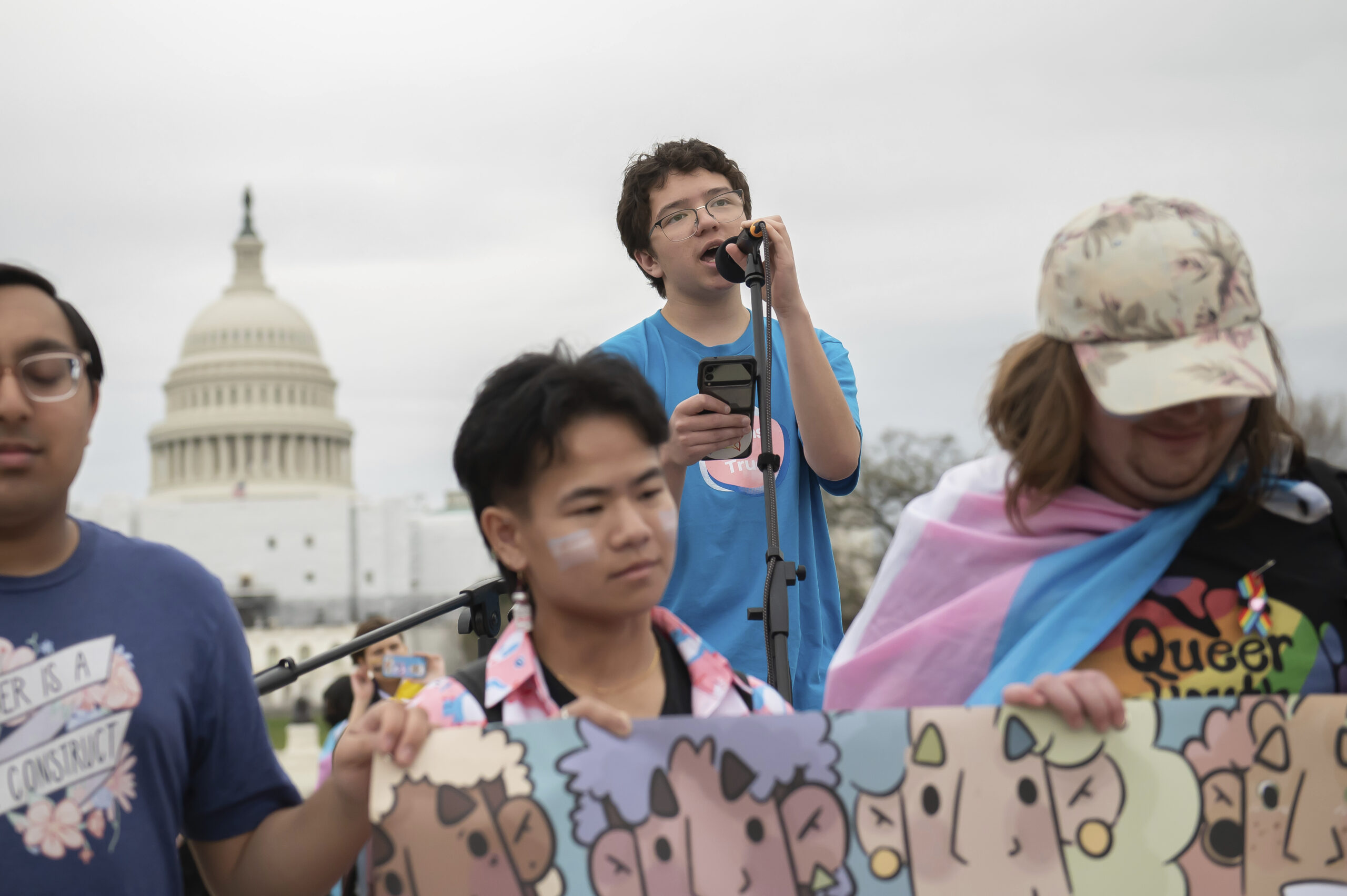 Senate bill aims to cut off hormone treatments for Arizona’s transgender minors